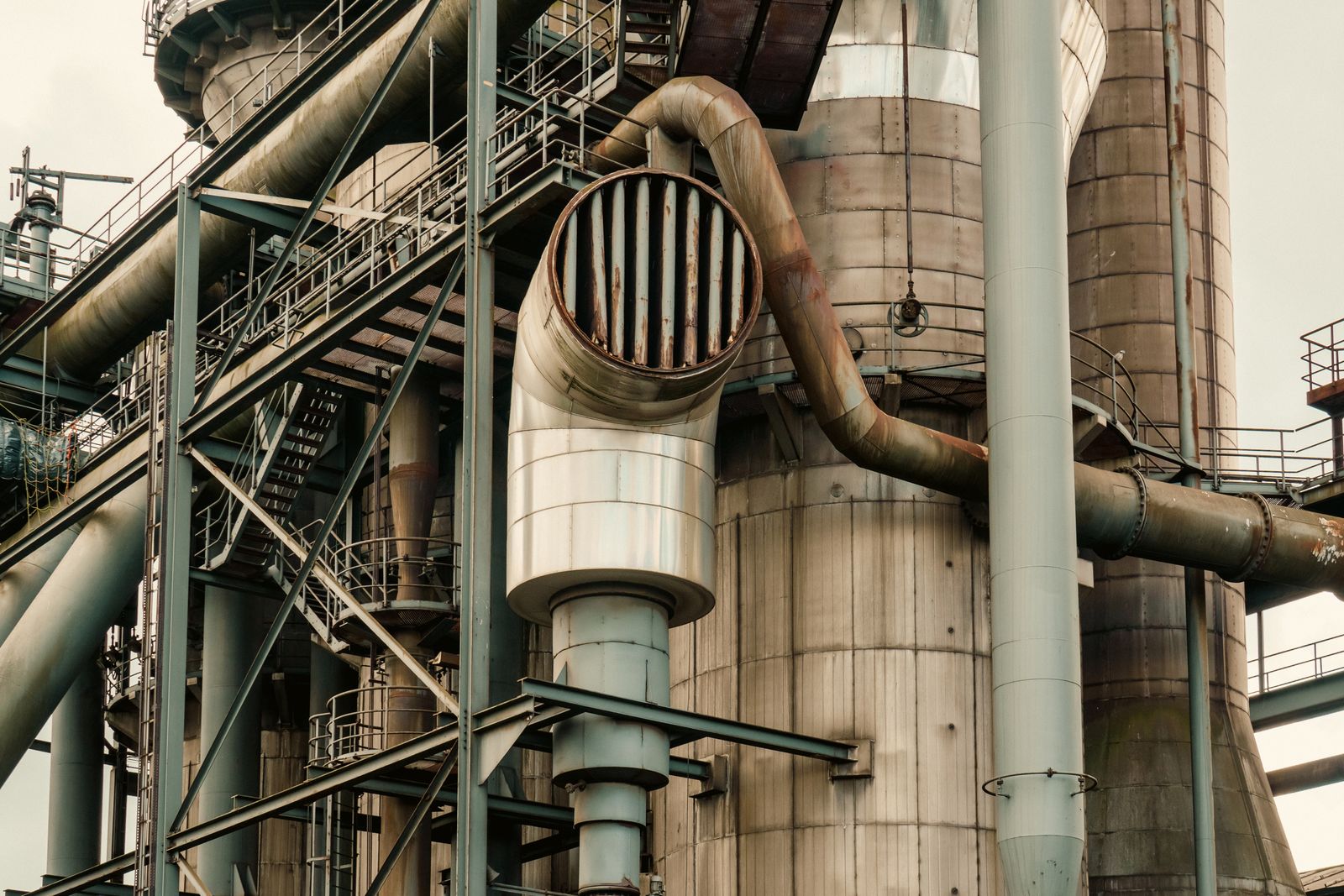 Pipework and access structures at an industrial facility